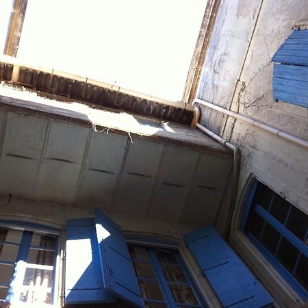 Hotel Saint Trophime อาร์ลส์ ภายนอก รูปภาพ