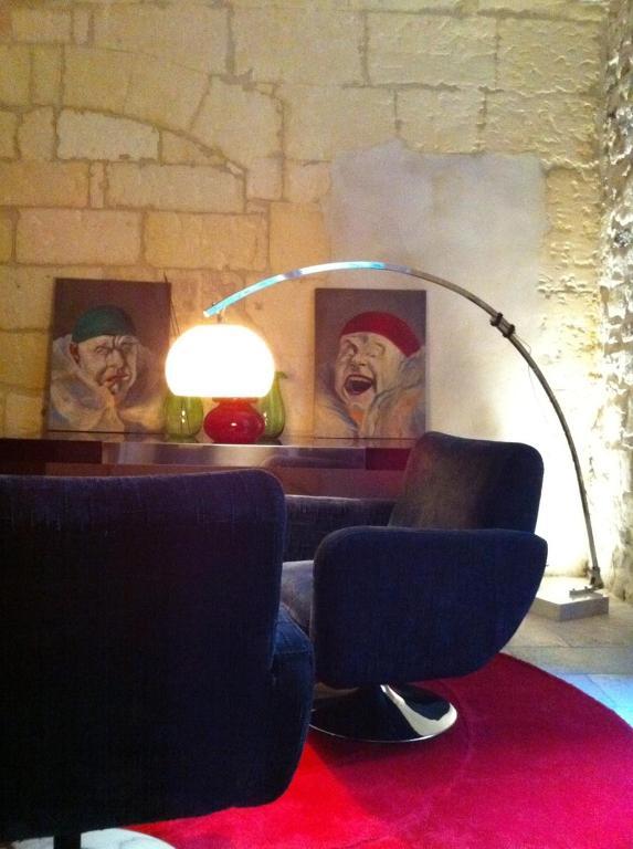 Hotel Saint Trophime อาร์ลส์ ภายนอก รูปภาพ