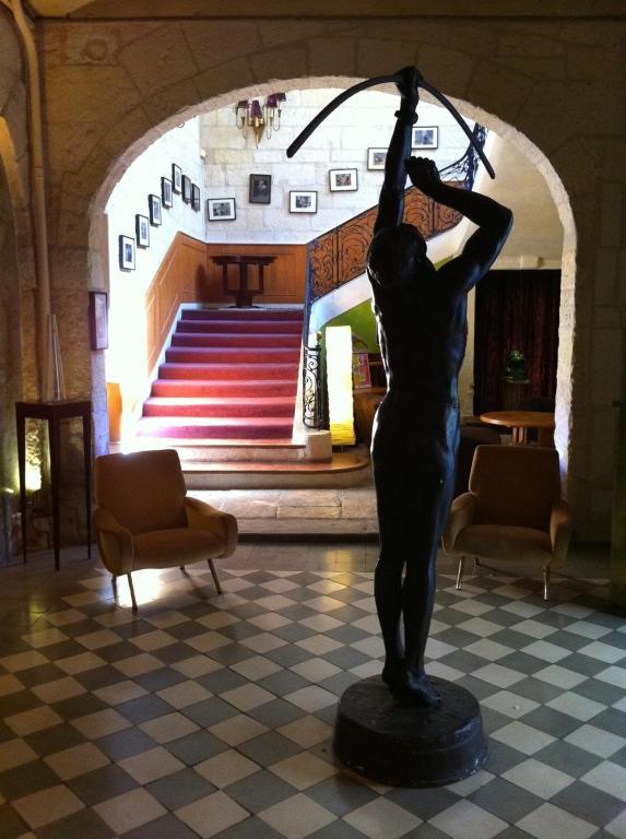 Hotel Saint Trophime อาร์ลส์ ภายนอก รูปภาพ
