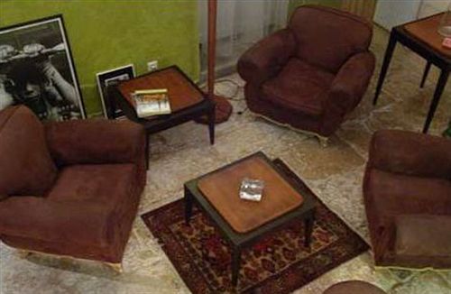Hotel Saint Trophime อาร์ลส์ ภายนอก รูปภาพ